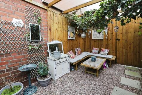 Outside Sitting Area