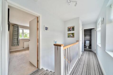 1321489-8-687779d2b5c78-ARW-1