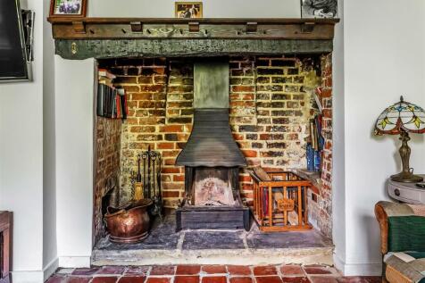 Lilac-Cottage-2.jpg