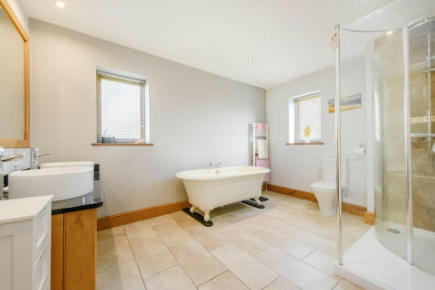 En-Suite to Bedro...