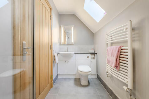 En-Suite to Bedro...
