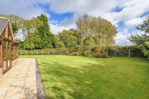 Lawned Garden