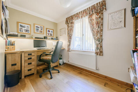 Office DWP_4827