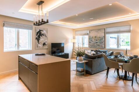 Kitchen/Living/Dining Area