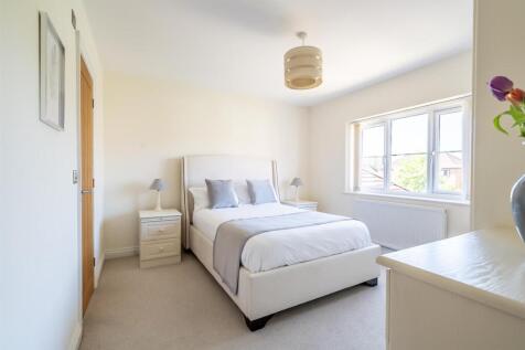 PRINCIPLE BEDROOM