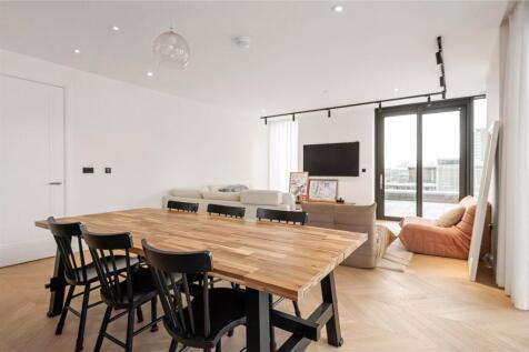 Dining/ Kitchen Room