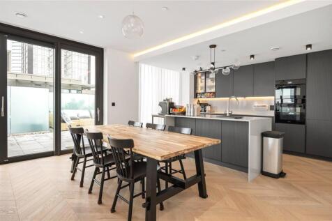 Dining/ Kitchen Room