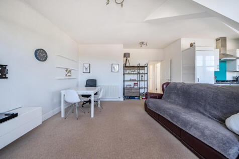 1363907-9-68e3e0c...