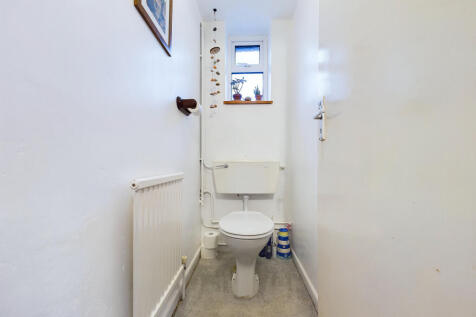 CAM01354G0-PR0424-STILL024