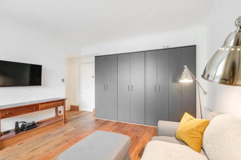 park crescent 2 10.04.png