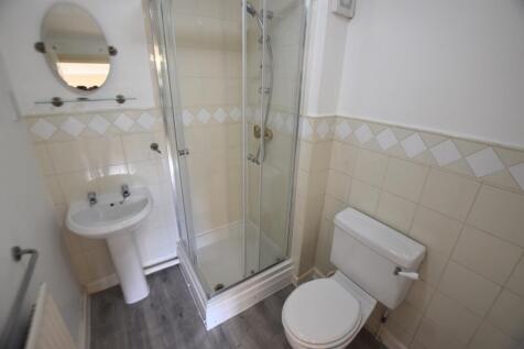 78a Oldbrook Boulevard new en-suite