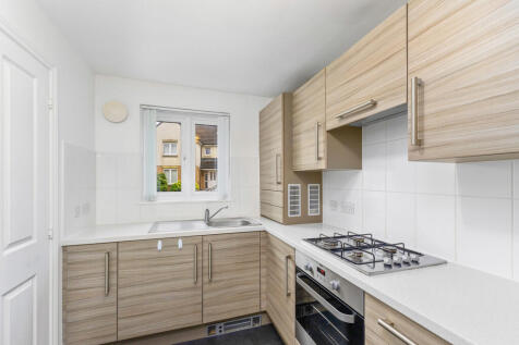 12 Russell Place ...