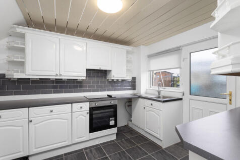 71 Burnside Cresc...