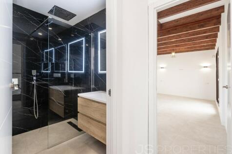 Modern new townhouse in Felanitx