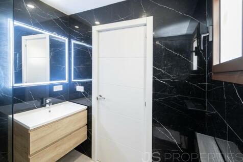 Modern new townhouse in Felanitx