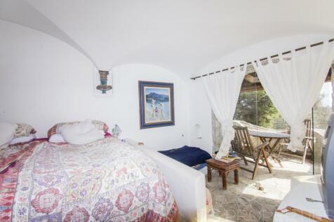 SPECTACULAR VILLA LOCATED IN FORMENTOR WITH AMAZING SEA VIEWS 