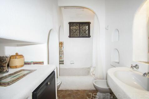 SPECTACULAR VILLA LOCATED IN FORMENTOR WITH AMAZING SEA VIEWS 