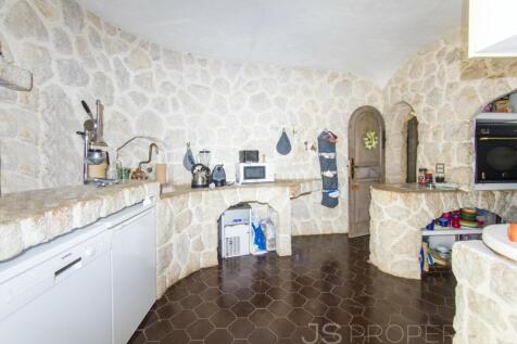 SPECTACULAR VILLA LOCATED IN FORMENTOR WITH AMAZING SEA VIEWS 