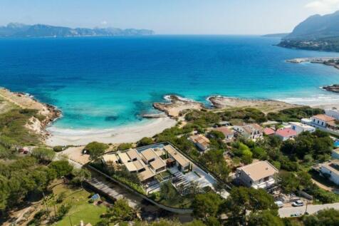 PROJECT OF A SPECTACULAR , SEAFRONT, MODERN VILLA IN MANRESA 