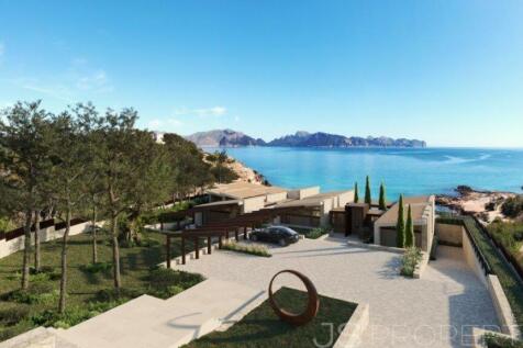 PROJECT OF A SPECTACULAR , SEAFRONT, MODERN VILLA IN MANRESA 