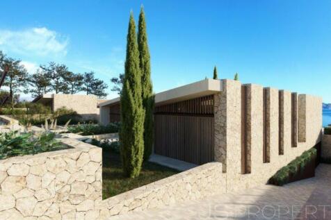 PROJECT OF A SPECTACULAR , SEAFRONT, MODERN VILLA IN MANRESA 