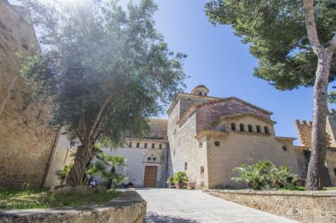 TOWN HOUSE IN ALCUDIA