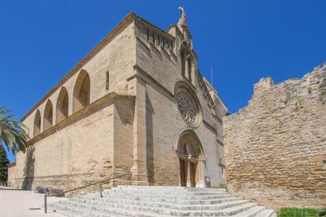 TOWN HOUSE IN ALCUDIA
