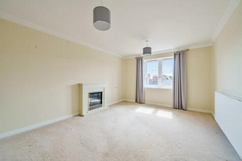 Living Room.jpg