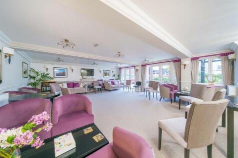 Owners Lounge.jpg