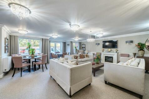 Owners Lounge.jpg