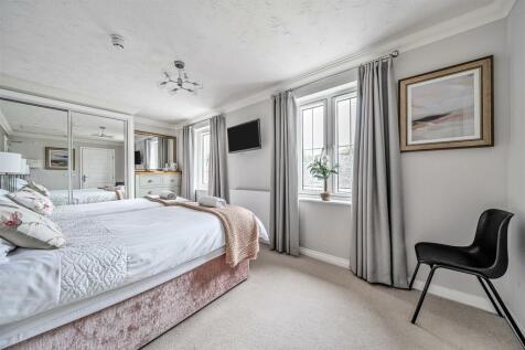 Guest Suite 2.jpg