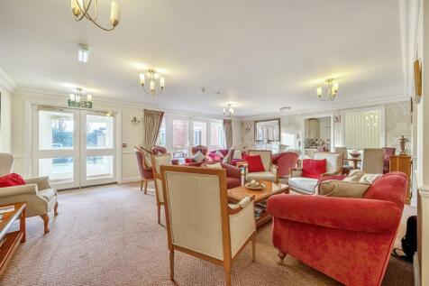 Owners Lounge.jpg