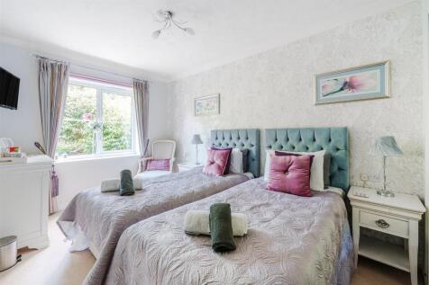 Guest Suite (2).JPG