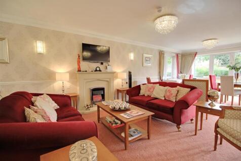 Owners Lounge 2.jpg
