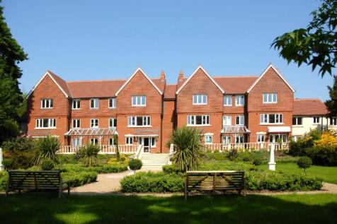 Chartwell Lodge.JPG
