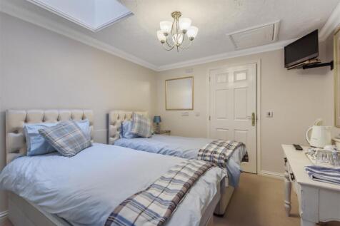 Owners Guest Suite.jpg