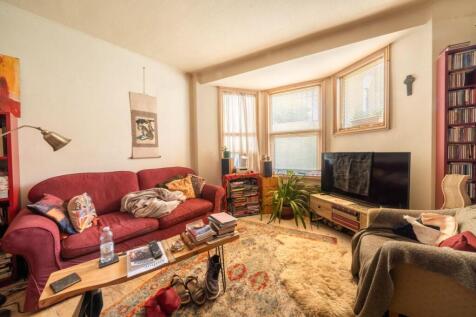LGF front room 2.jpg