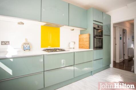 Goldstone Crescent-26.jpg
