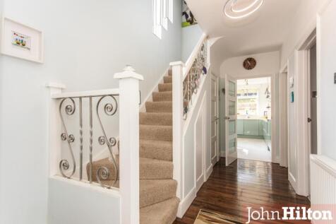 Goldstone Crescent-20.jpg