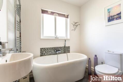Goldstone Crescent-49.jpg