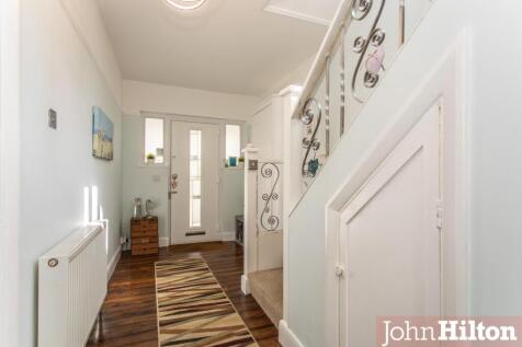 Goldstone Crescent-21.jpg