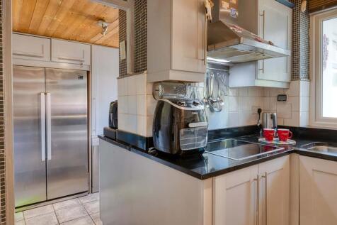 Kitchen &amp; Utility