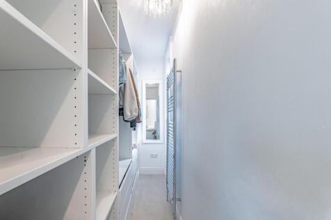 Bedroom Three Walk In Wadrobe