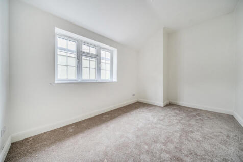 1376851-12-690e6b...