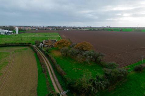 20251111152630 - DJI_0972 - Hill Cottages, Marsh L