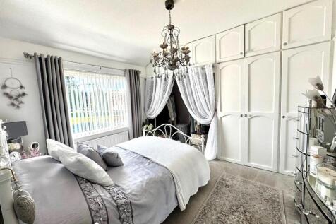 WhatsApp Image 2025-09-26 at 14.00.24.jpeg