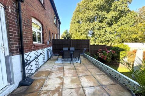 WhatsApp Image 2025-09-26 at 14.00.25 (1).jpeg