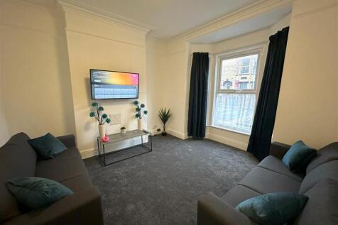 Front Room.jpg