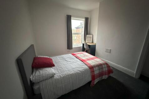 Bedroom 3.jpg
