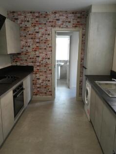Kitchen 1.5.jpg